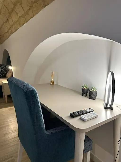 Mediterranean House Bari 0*,